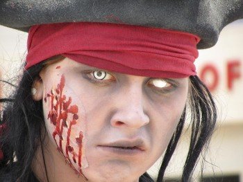 zombie-326015_640